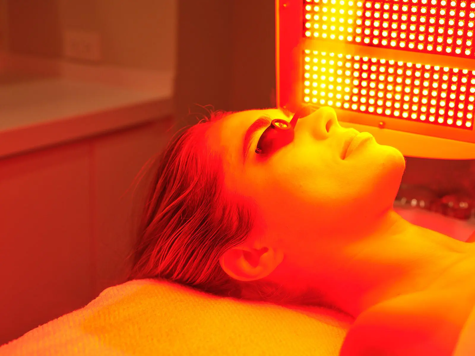 LED Light Therapy at Rescue Spa