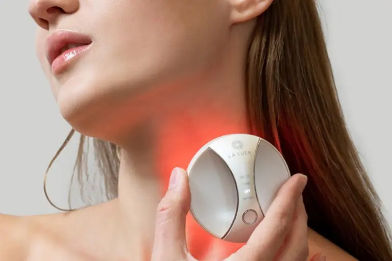 La Luer LED Device for non-invasive facial treatment